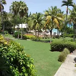 Beau Studio Lumineux Vue Mer Acces Plage Et Piscine